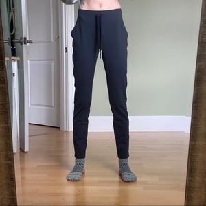 Lululemon Tapered Drawstring Pants - Grey - Size 4